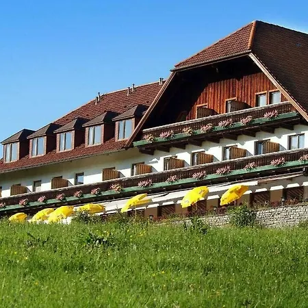 Schoene Aussicht 3*