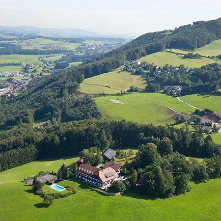 Schoene Aussicht Hotell 3*